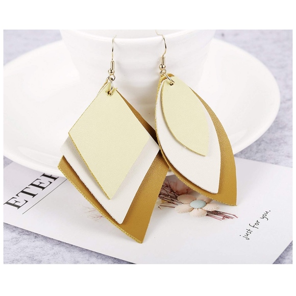 ‼️BOGO FREE Leather Leaf Drop Earrings Gold Layer - Picture 1 of 7